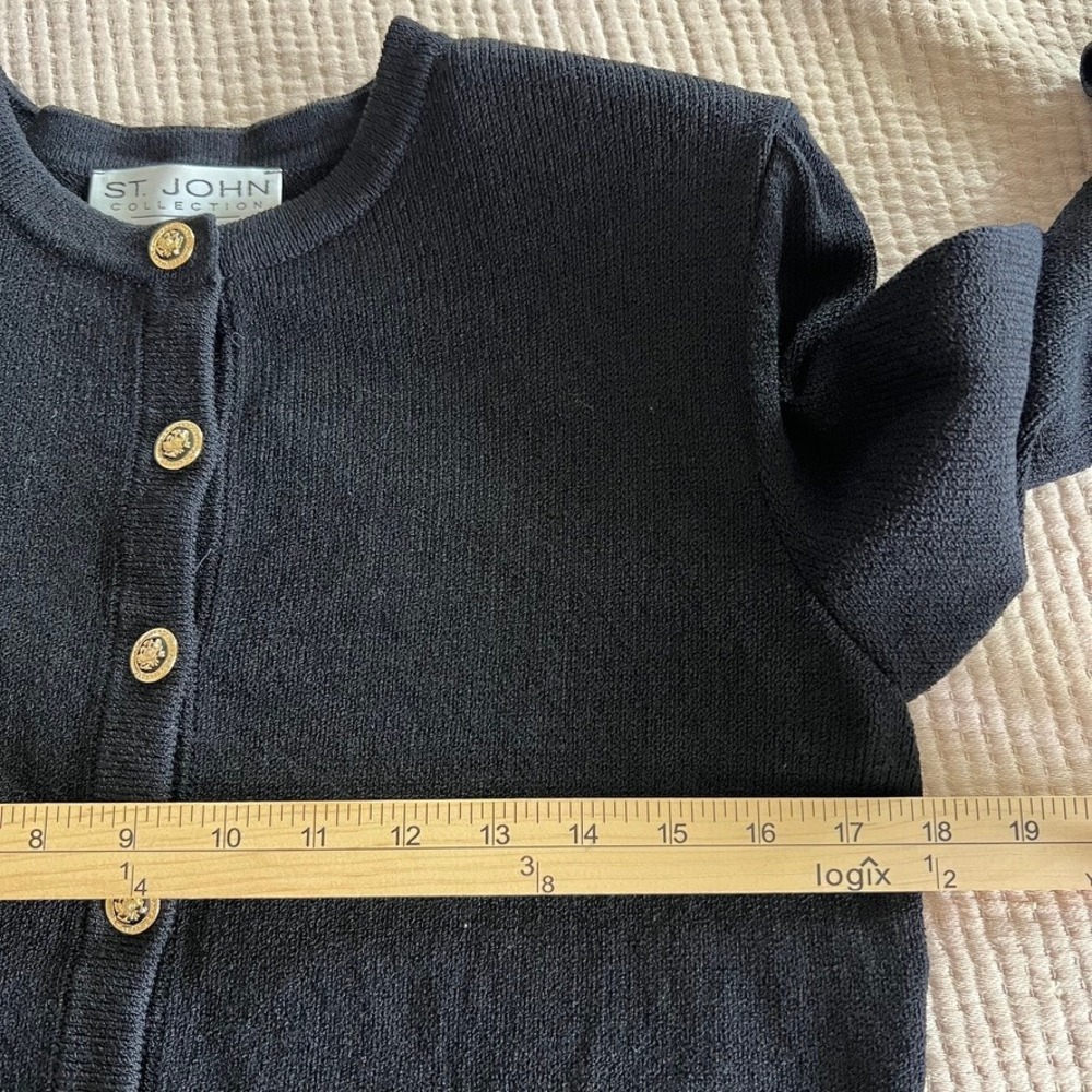 ST JOHN BY MARIE GRAY Women's Black Knit Cardigan Gold Button Pockets‎ Size 2 - Picture 6 of 10